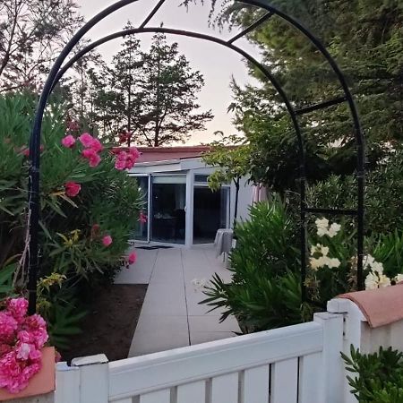 Maison Jardin Wifi - Climatisation - 100 M Plage Sauvage - 20 Min Perpignan Torreilles Exterior foto
